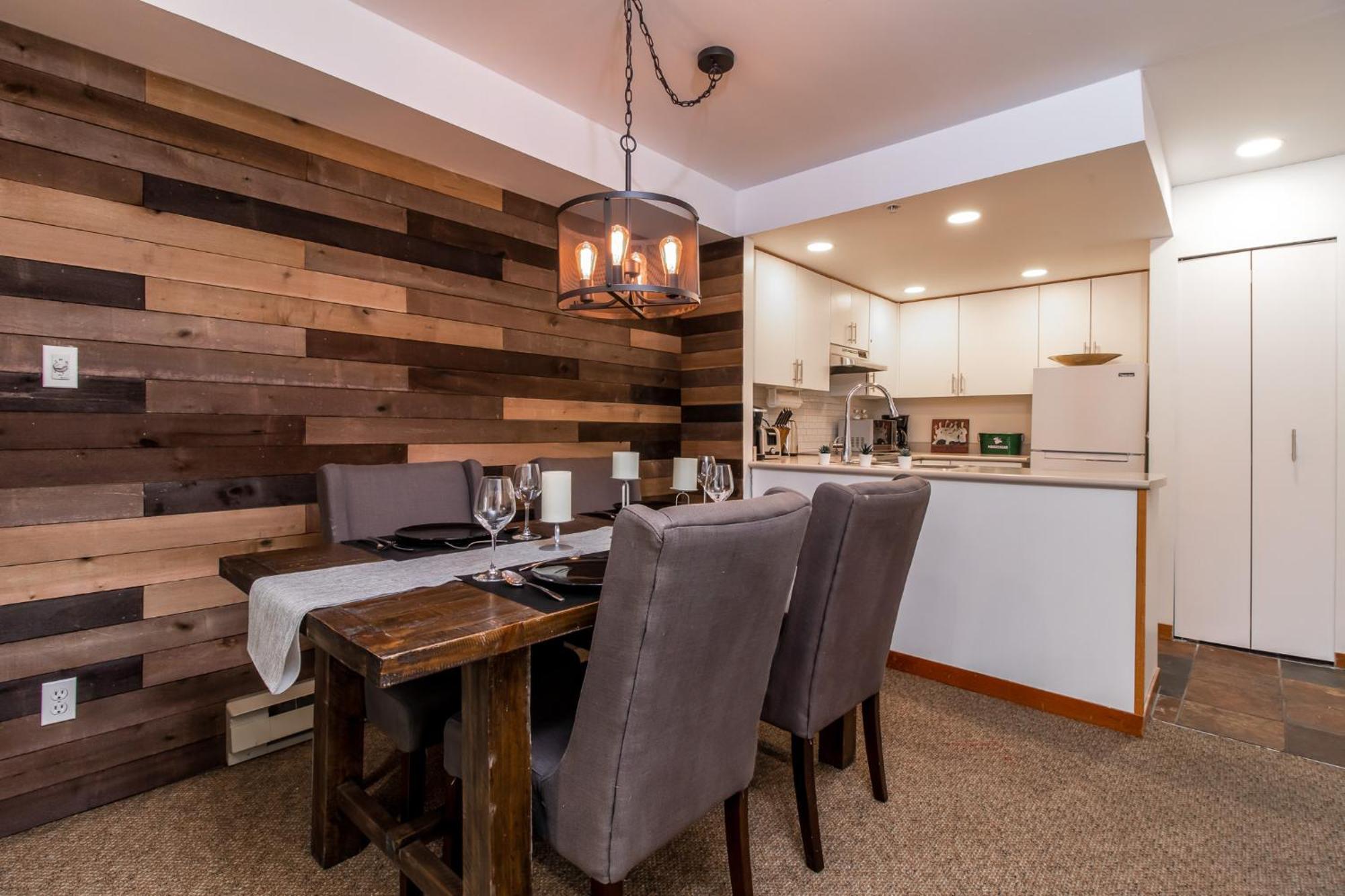 Апартаменти Creekside Slopeside 1Br With Pool, Hot Tub, Bbq Вістлер Екстер'єр фото